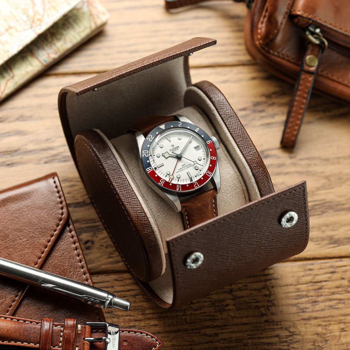 WatchGecko Single Leather Watch Case - Green / Beige