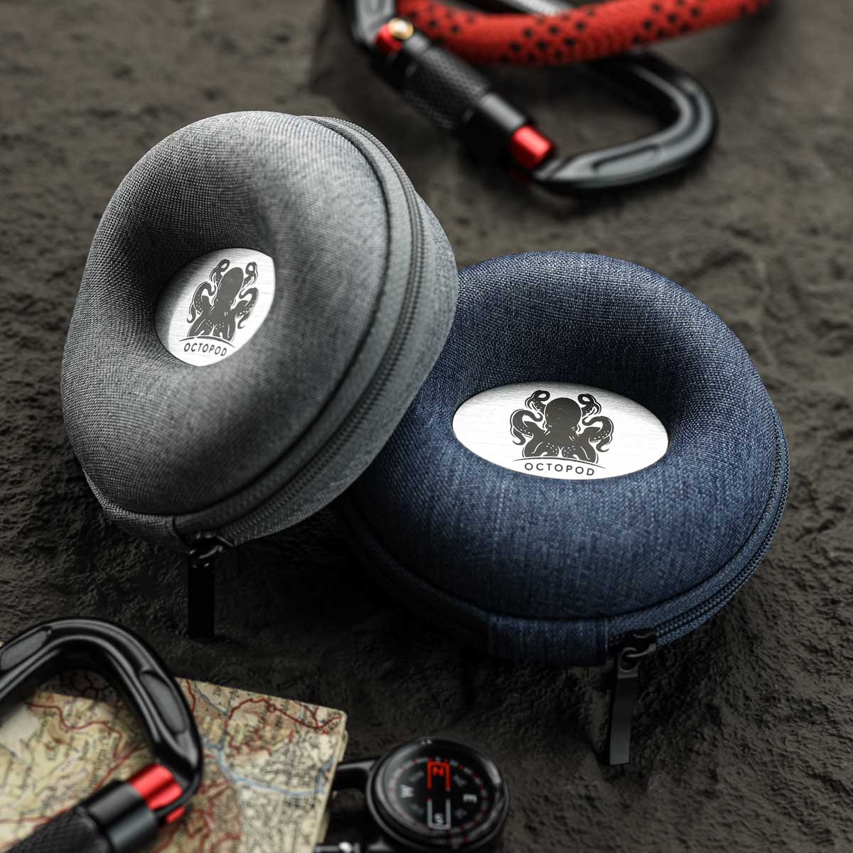 OCTOPOD Zip Up Doughnut Watch Case - Carbon Slate