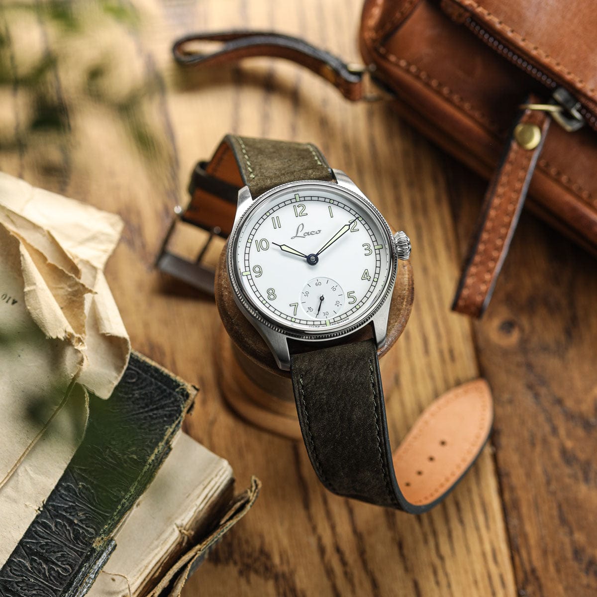 Mozet Flat Nubuck Handmade Leather Watch Strap - Khaki