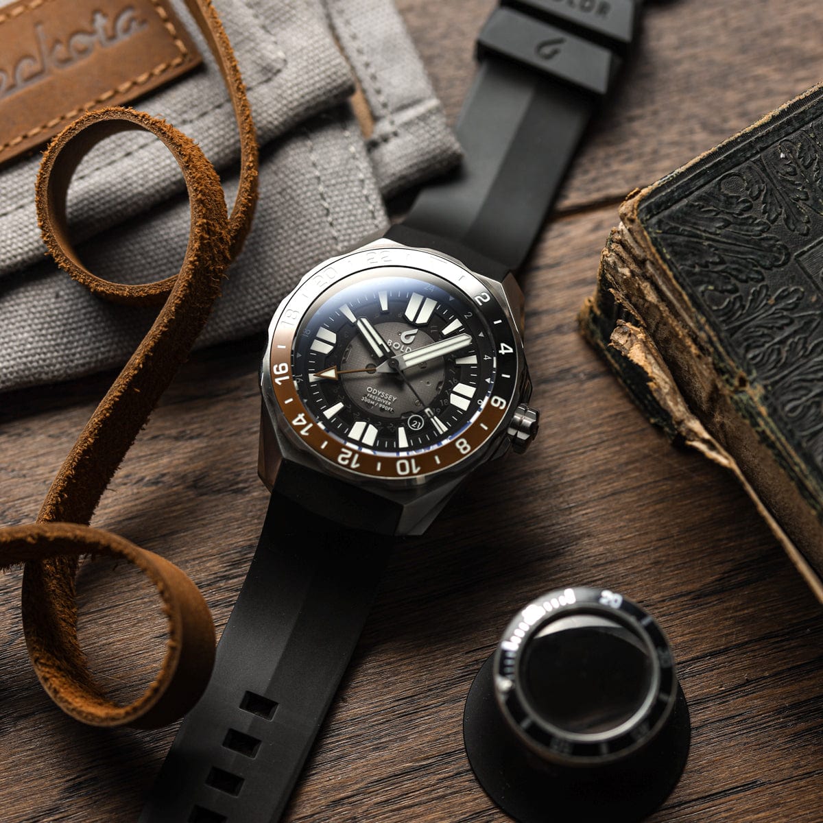 Boldr Odyssey Freediver GMT - Black / Brown