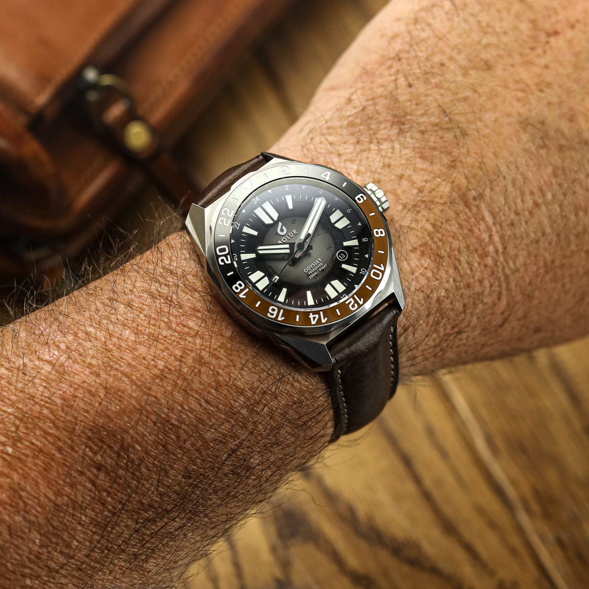 Boldr Odyssey Freediver GMT - Black / Brown