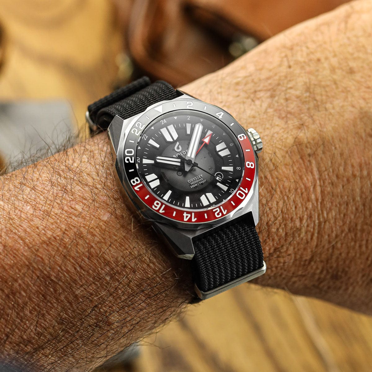 Boldr Odyssey Freediver GMT - Black / Red