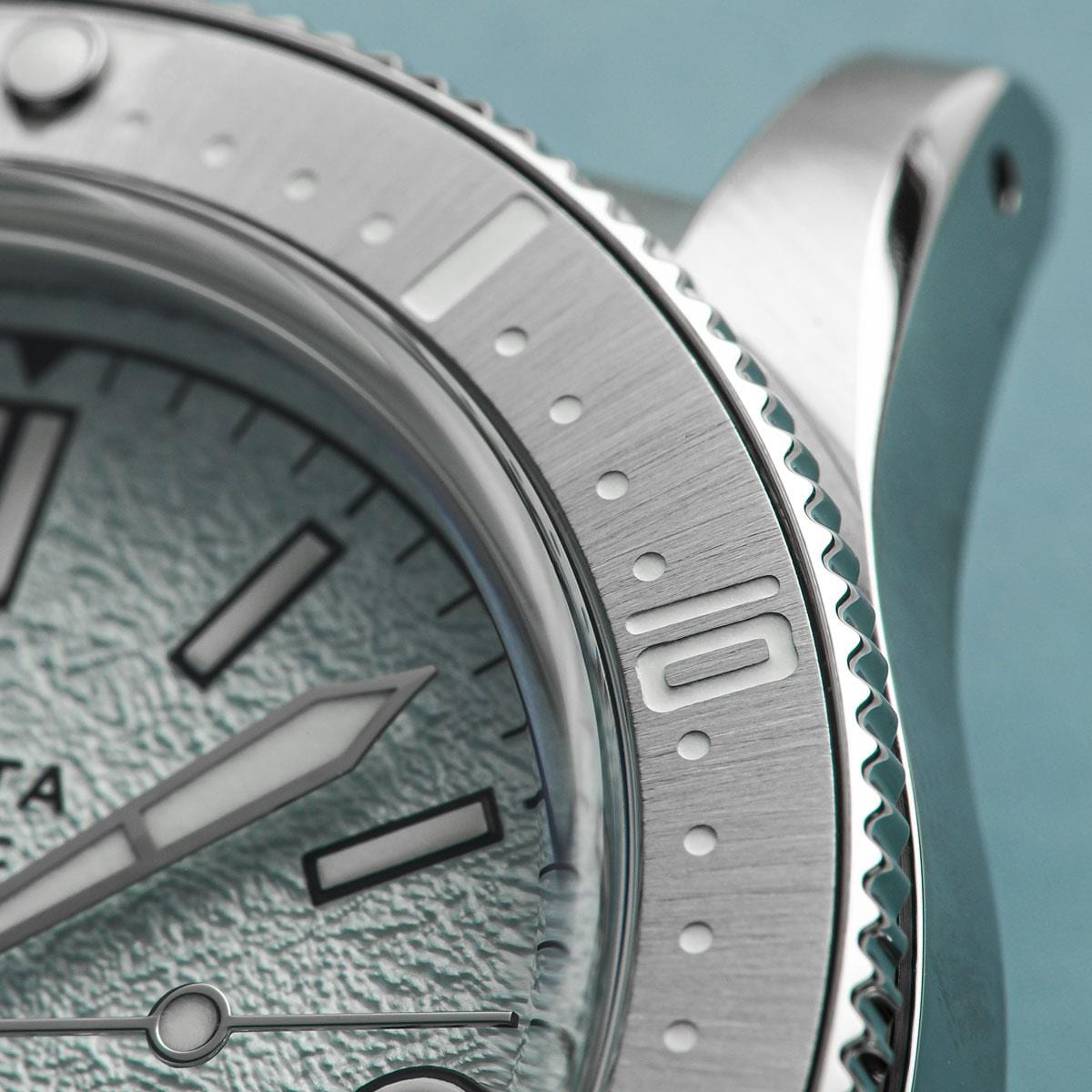 Ocean-Scout Dive Watch - Frost