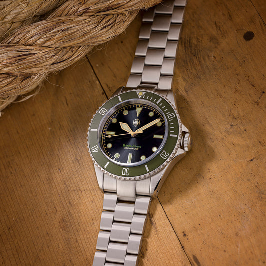 NTH Barracuda Vintage Green No Date - 3 Link Bracelet - LIKE NEW