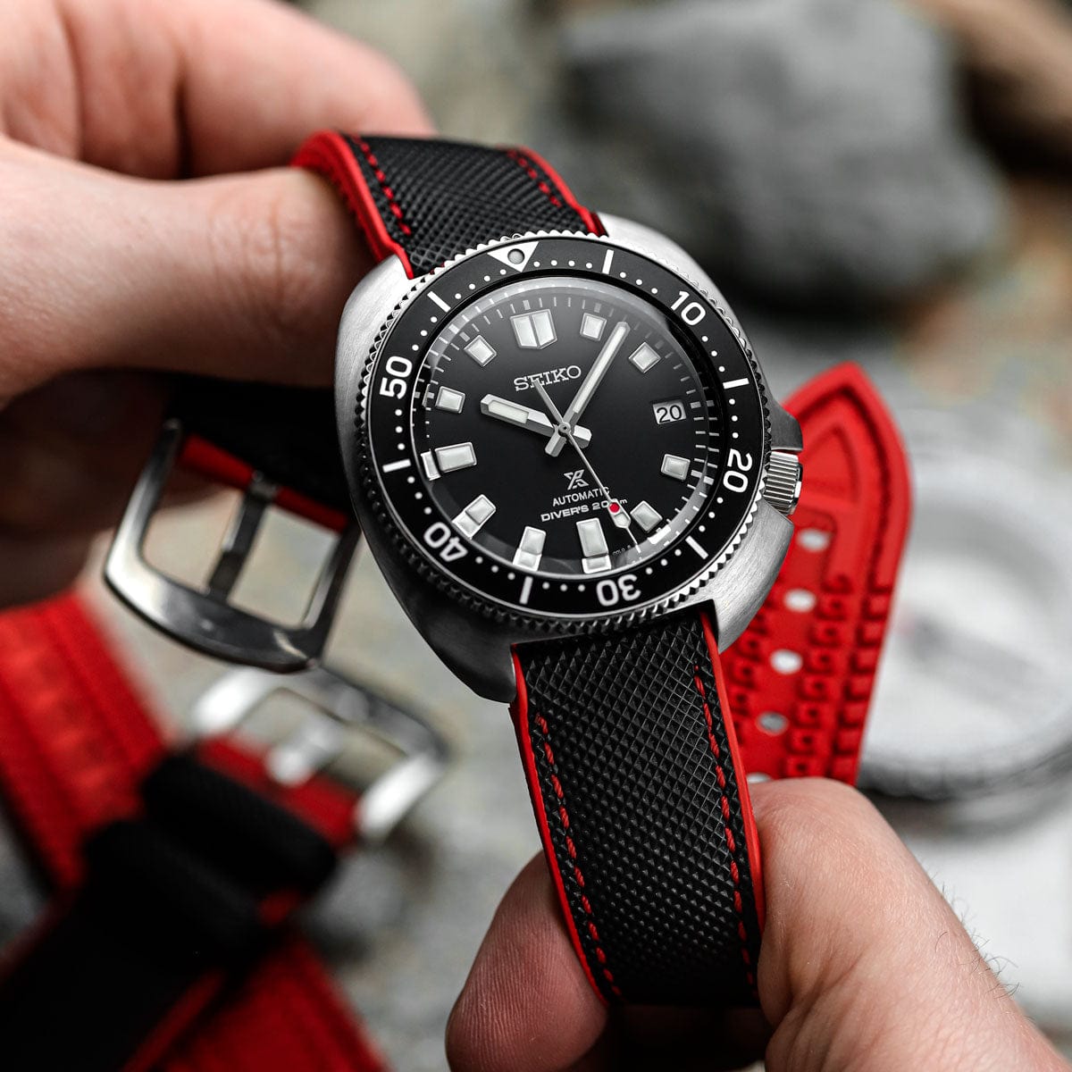 ZULUDIVER Anvil FKM Rubber Watch Strap - Black