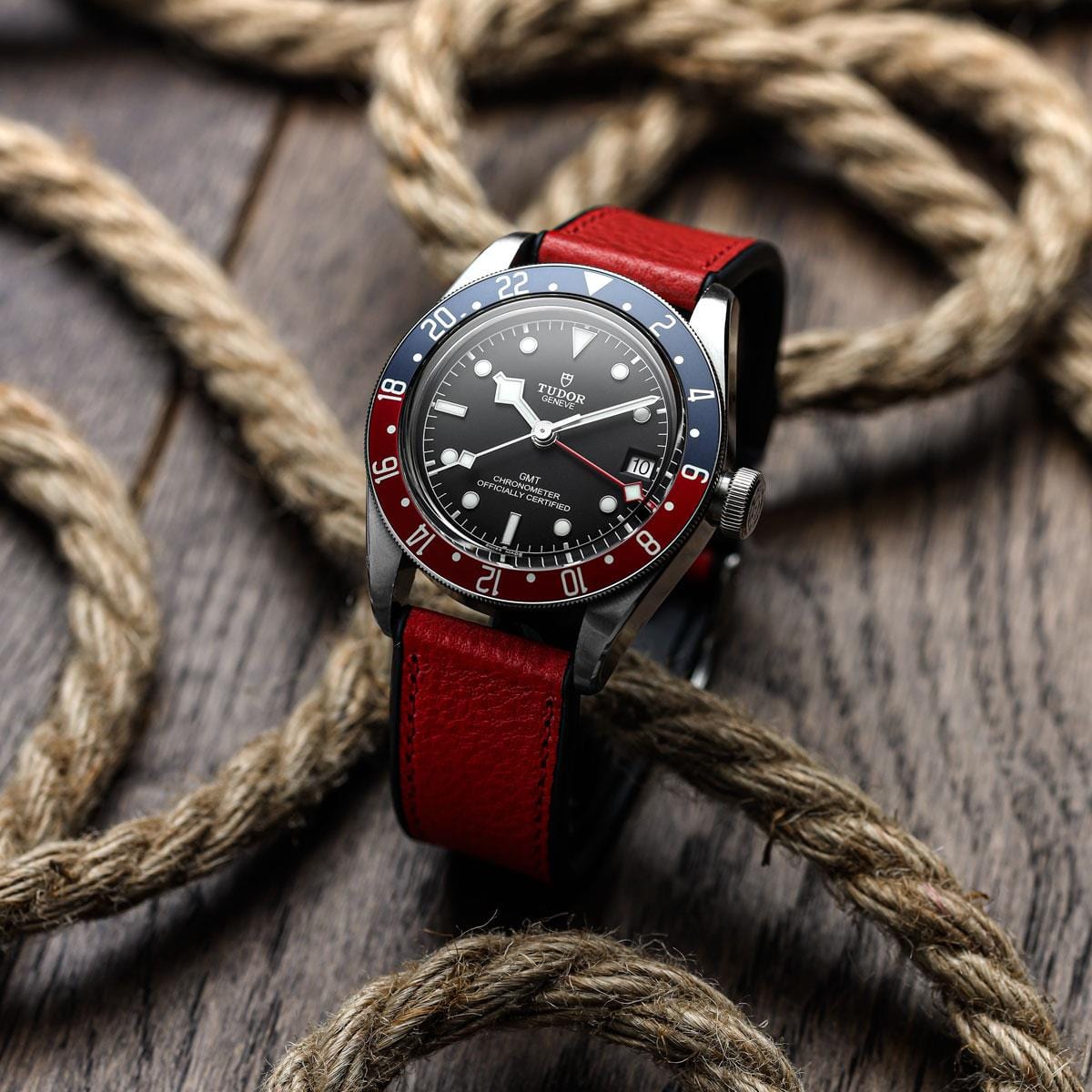 ZULUDIVER Endurance Rubber Watch Strap Brushed Buckle - Marum Red