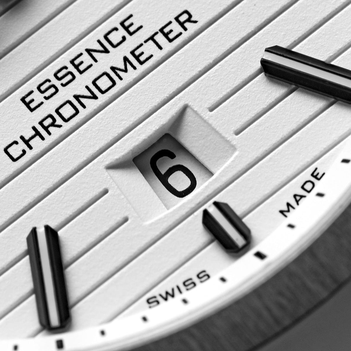 Formex Essence 39 Automatic Chronometer Watch - Green / Steel Bracelet
