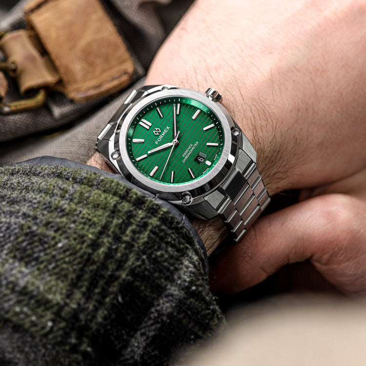 FORMEX Essence FortyThree Automatic Chronometer - Green | WatchGecko