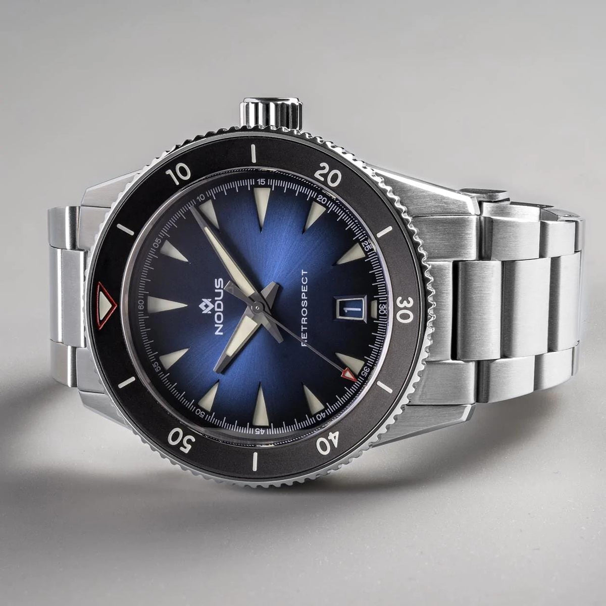 Nodus Retrospect III Automatic Dive Watch - Nebula Blue