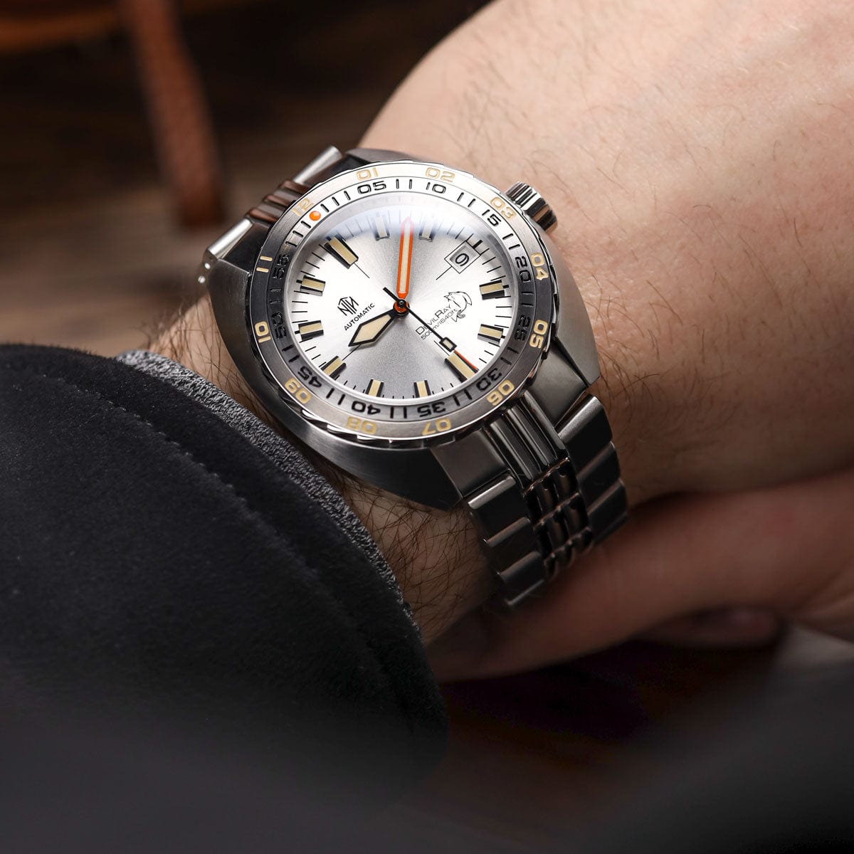 NTH DevilRay Dive Watch - Vintage Silver - WatchGecko Exclusive