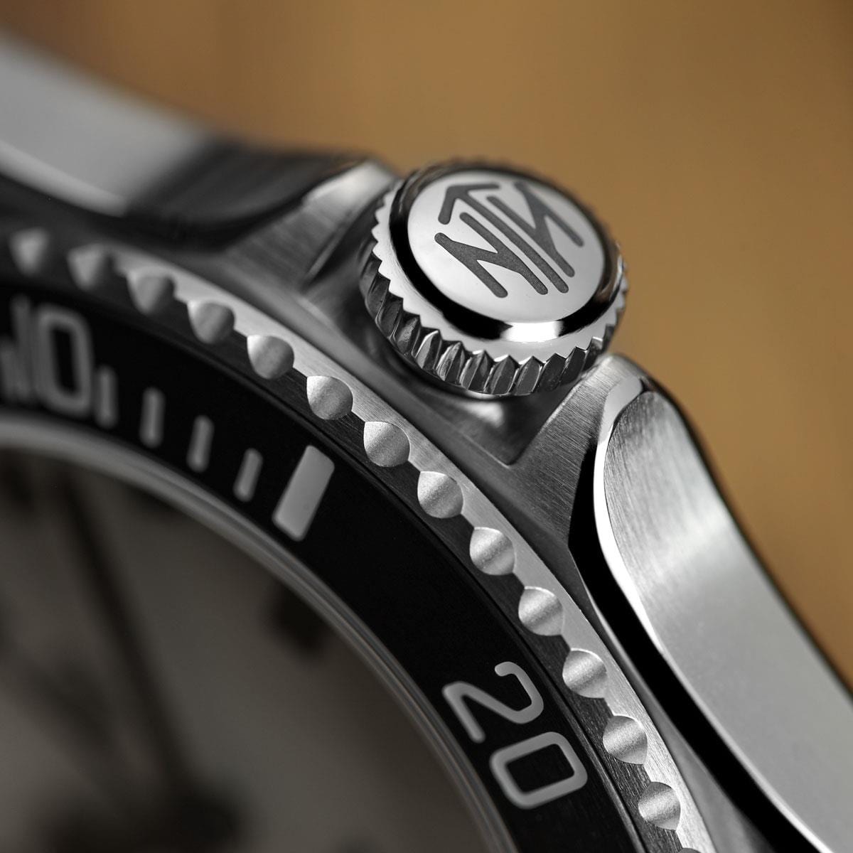 NTH Näcken Dive Watch - Vintage White Full Lume Dial - No Date