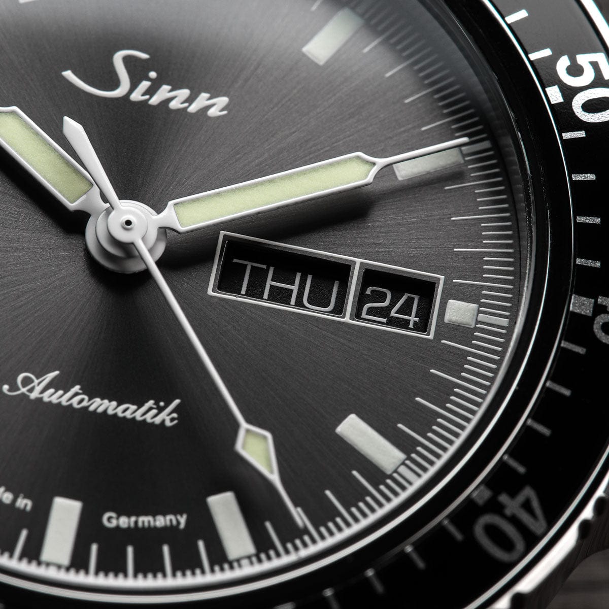 Sinn 104 St Sa I Automatic Sports Watch - Anthracite Dial - Solid Bracelet