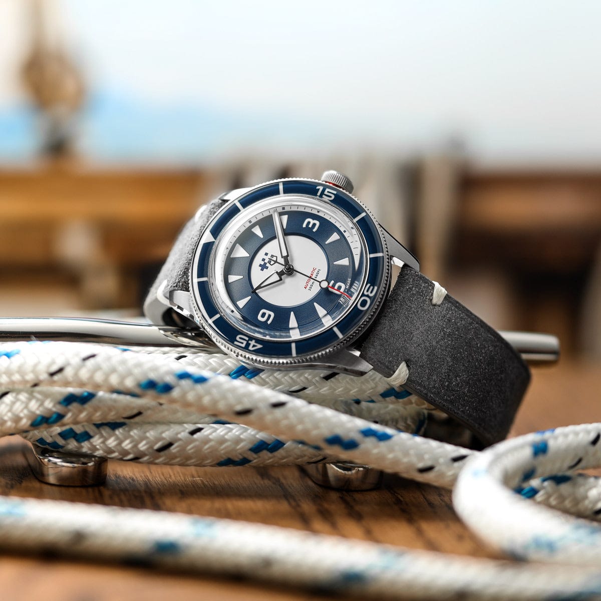 Christopher online ward straps